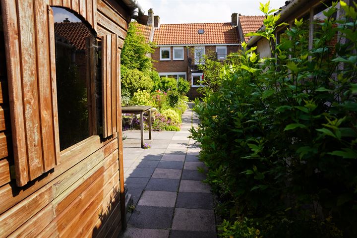 View photo 40 of Lange Heerenstraat 37