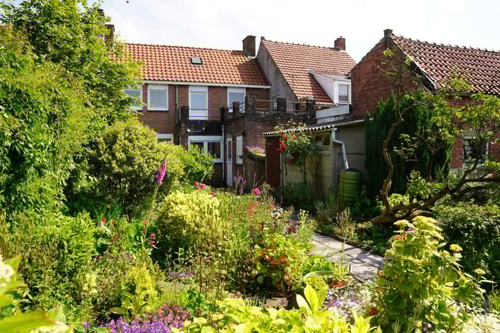 Foto 41 van Lange Heerenstraat 37