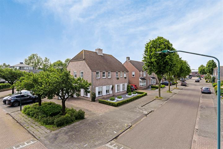 Bekijk foto 49 van Rietveldstraat 3