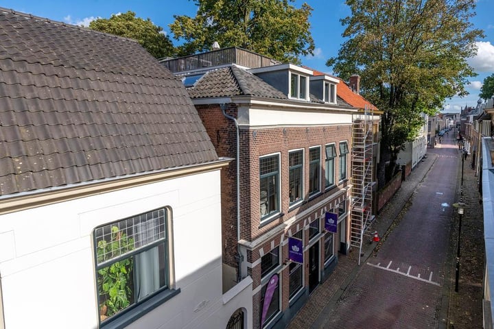 Bekijk foto 1 van St. Walburgstraat 8-21