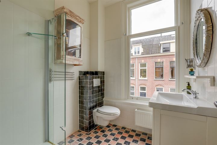 View photo 21 of Zandhofsestraat 42