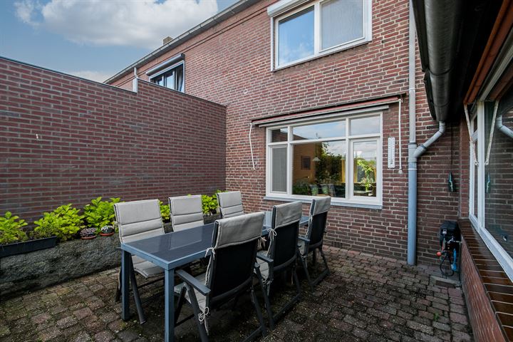 Bekijk foto 40 van Veldstraat 52