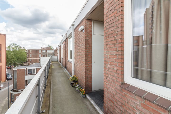 View photo 6 of Mariagardestraat 439