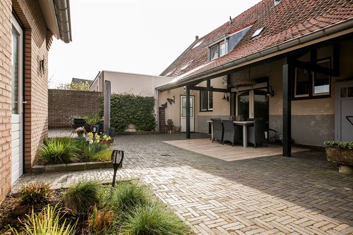 Bekijk foto 17 van Dorpstraat 8