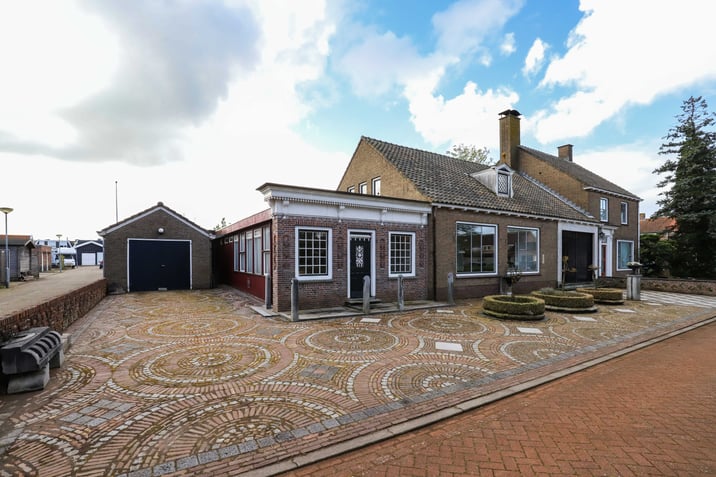 undefined main image