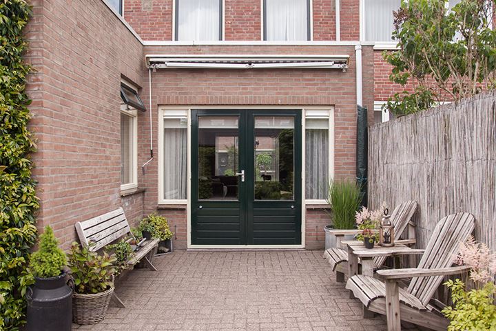 Bekijk foto 36 van Albert Verweystraat 11