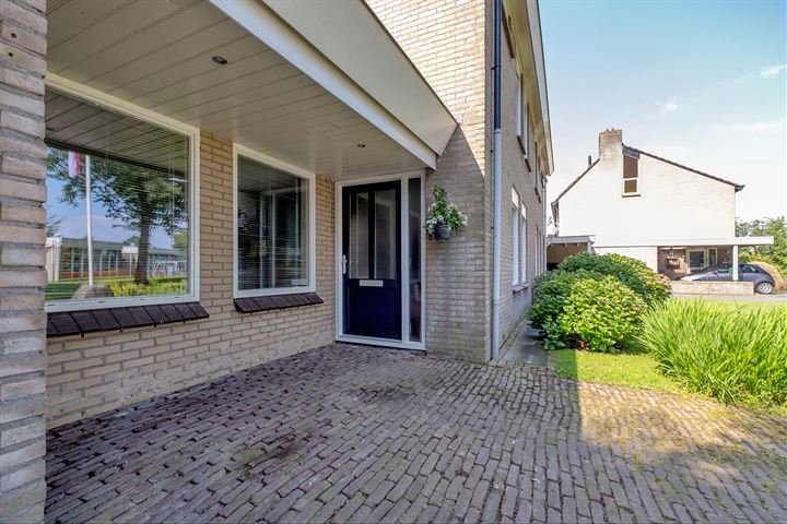 Bekijk foto 3 van Prins Clausstraat 8