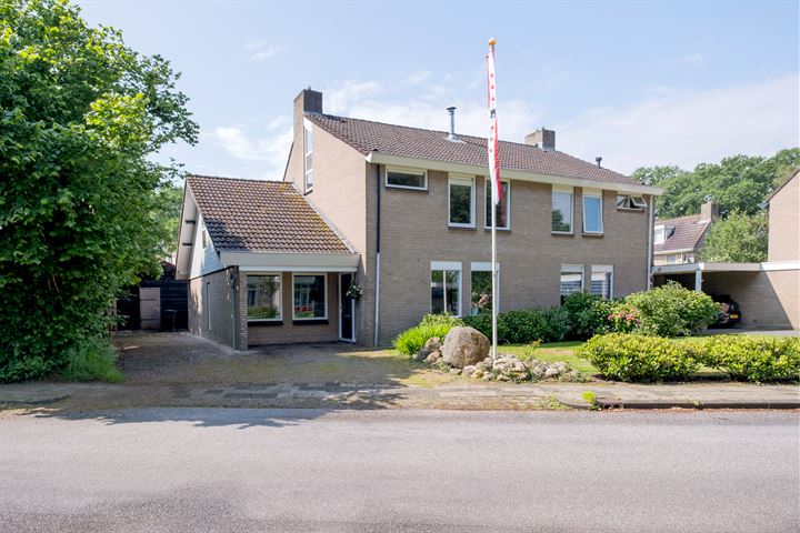 Bekijk foto 52 van Prins Clausstraat 8