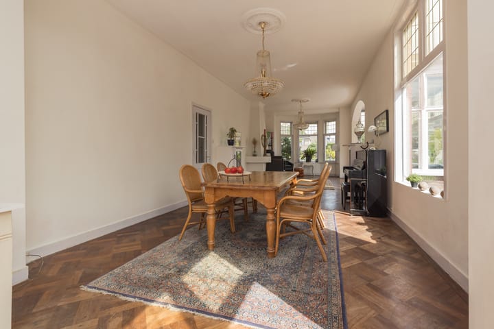 Photo 12 of Weeresteinstraat 129