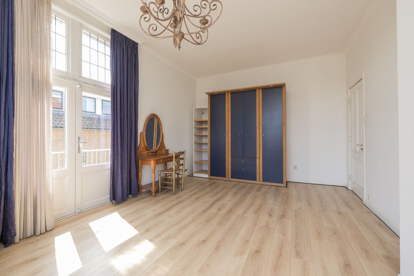 Foto 44 van Weeresteinstraat 129