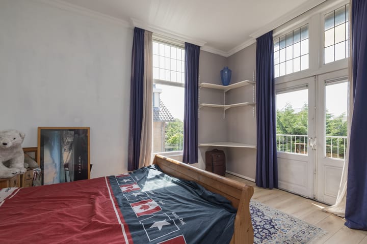 Photo 52 of Weeresteinstraat 129