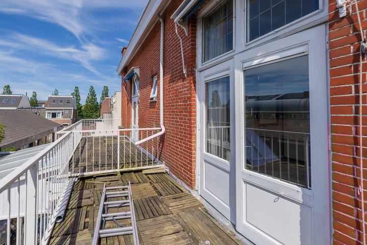 Photo 53 of Weeresteinstraat 129