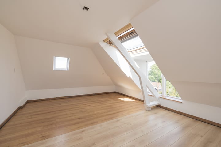 Photo 58 of Weeresteinstraat 129