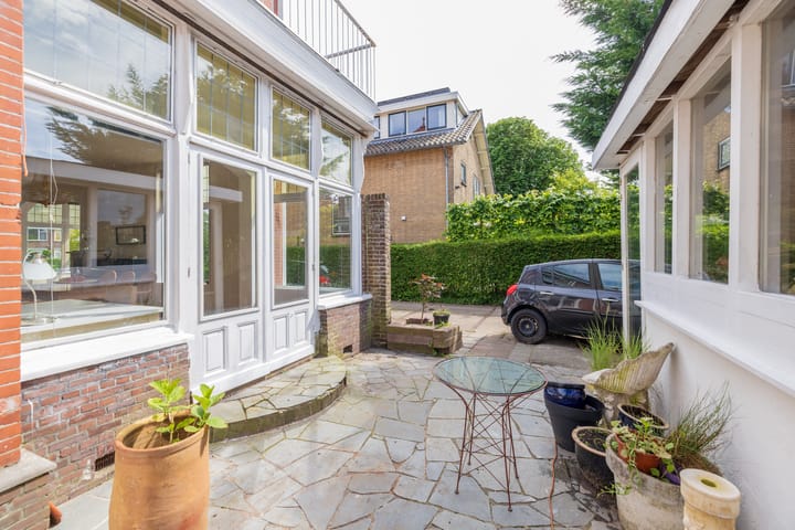 Photo 74 of Weeresteinstraat 129