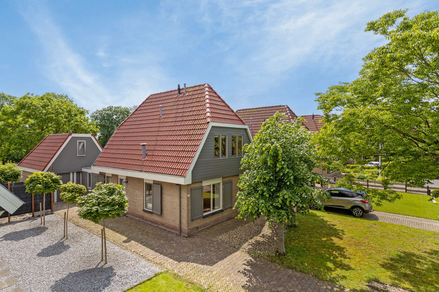 Foto 1 van Straatweg 48