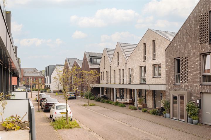 View photo of Cornelis Kraijenhoffstraat 10