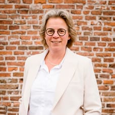 Anouk van Leeuwen - NVM Register Makelaar & Taxateur