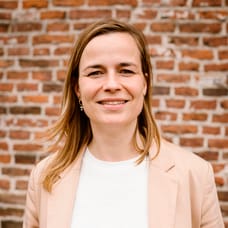 Ilona Ouwehand - NVM Register Makelaar & Taxateur