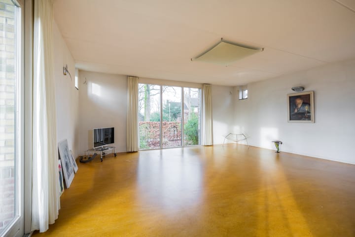 Foto 15 van Schothorsterlaan 1