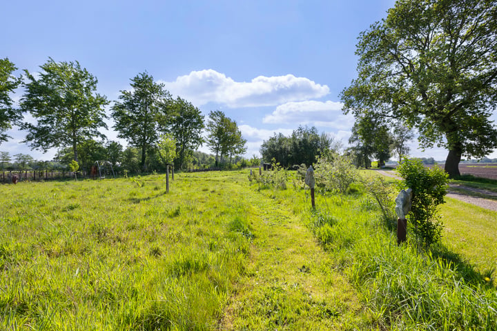 Bekijk foto 4 van Veldweg 8