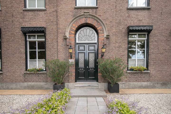 Photo 2 of Pastoor Jansenstraat 1-A