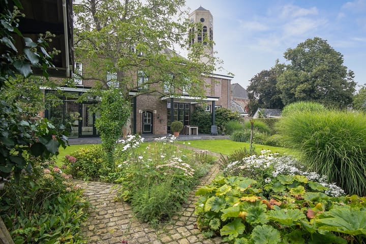 Photo 56 of Pastoor Jansenstraat 1-A