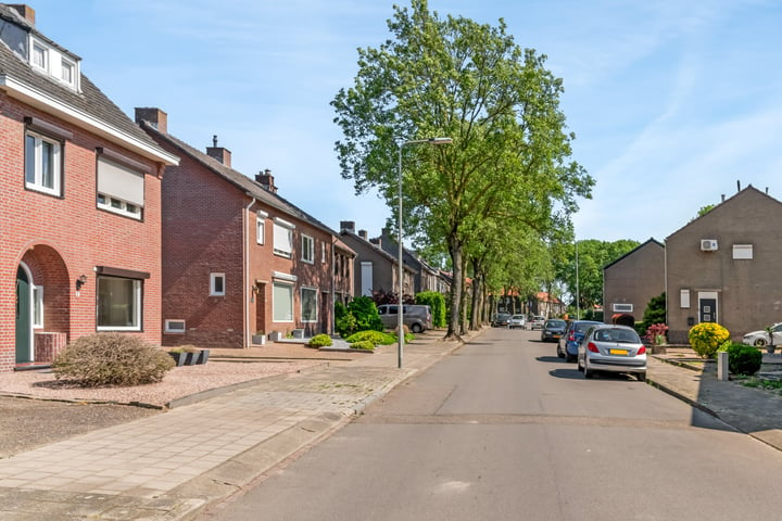 Bekijk foto 7 van Heidestraat 51