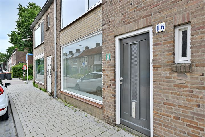 Bekijk foto 2 van Augustinusstraat 16