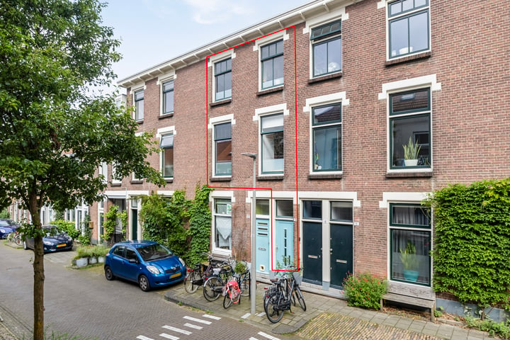 Bekijk foto 1 van Agnietenstraat 14