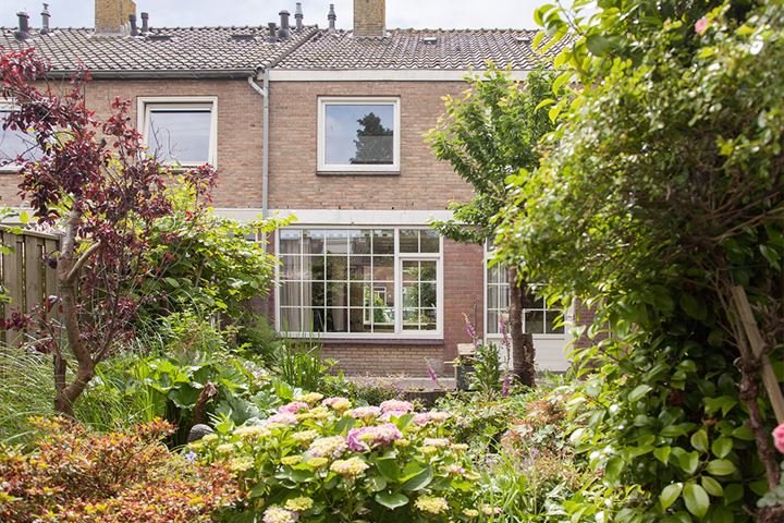 Bekijk foto 31 van Nicolaas Beetsstraat 1