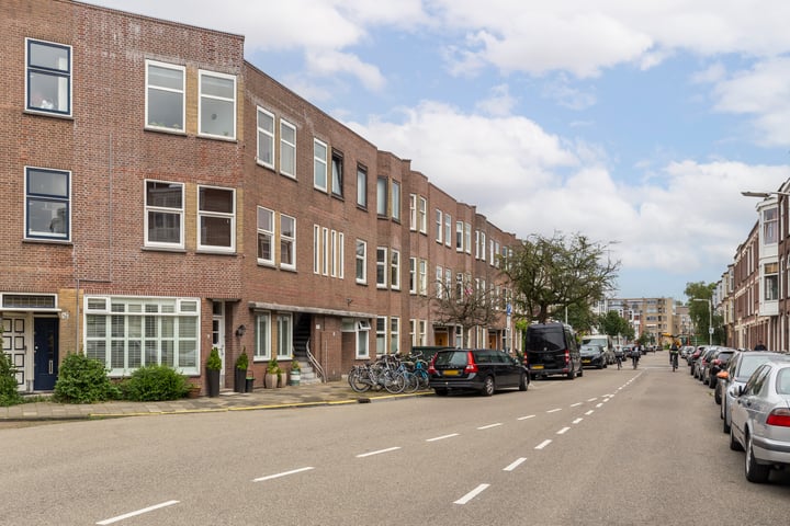 Bekijk foto 28 van Pijnboomstraat 81