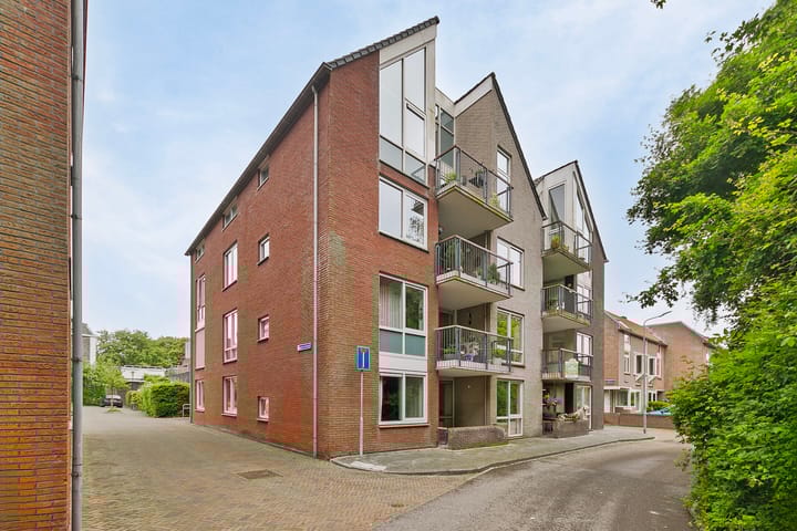 Kesteloostraat 3
