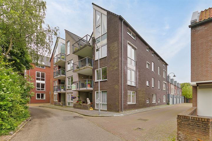 View photo 36 of Kesteloostraat 3