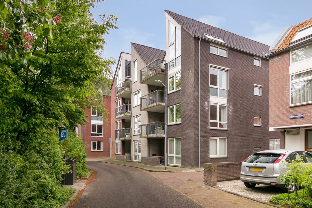 Photo 38 of Kesteloostraat 3