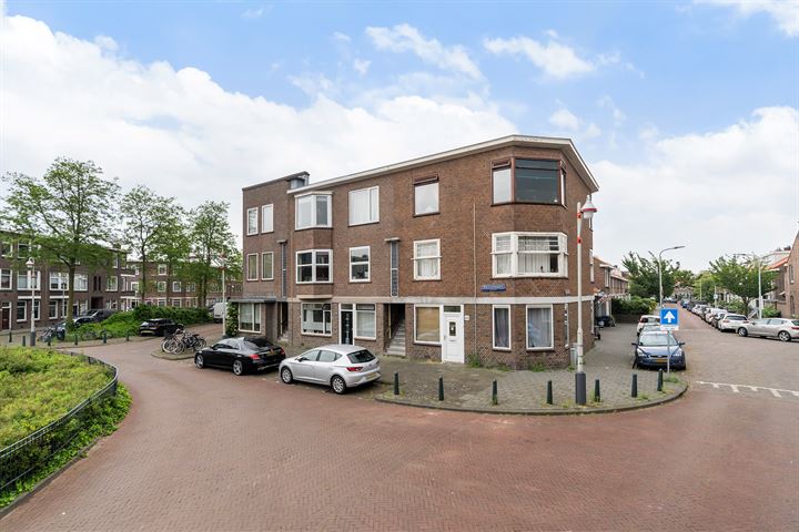 Bekijk foto 32 van Blaricumseplein 69