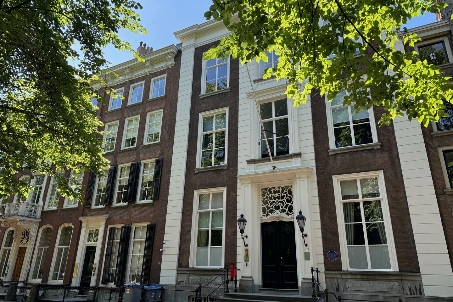 Bekijk foto 1 van Lange Voorhout 30-32