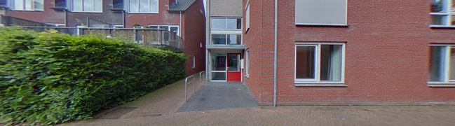 View 360° photo of voortuin of Kesteloostraat 3