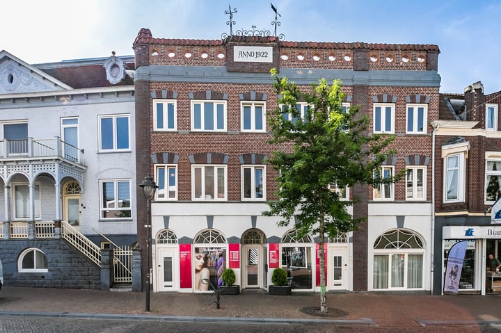 Hoofdstraat 15