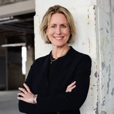 Fionnuala Dollé - NVM Register Makelaar & Taxateur