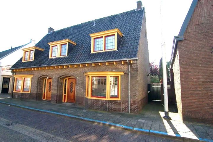 View photo 1 of Burgemeester Wijnenstraat 31