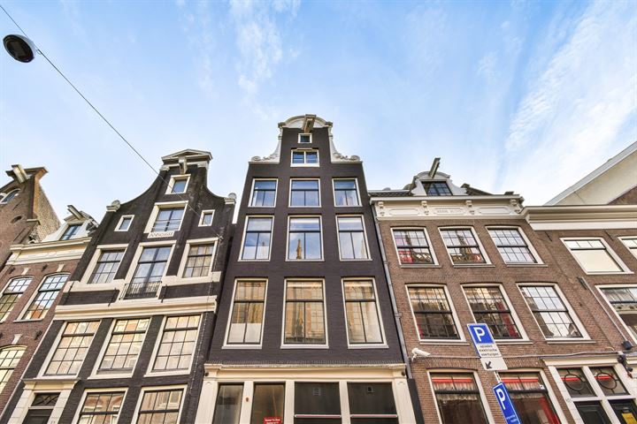 Bekijk foto 1 van Spuistraat 15-A