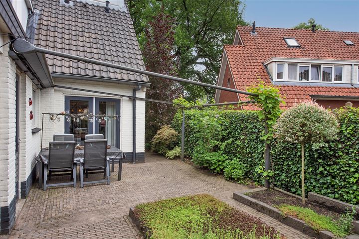 Bekijk foto 30 van Bernhardstraat 28