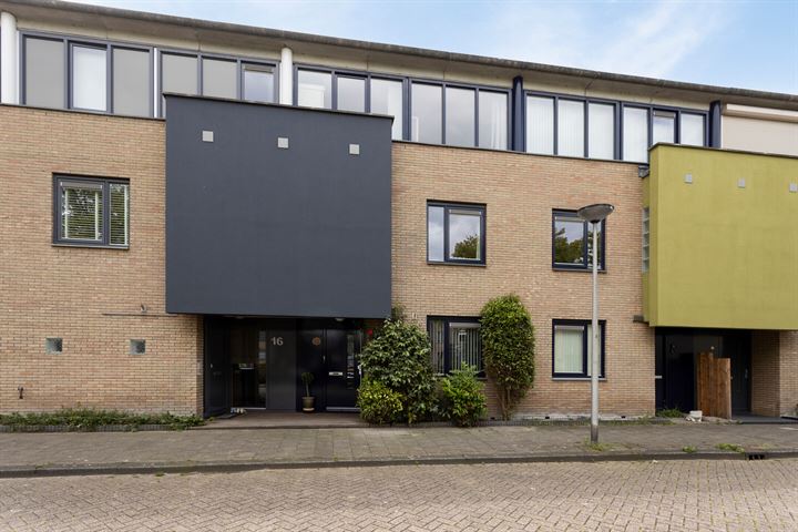 Bekijk foto 1 van Beb Vuykstraat 14