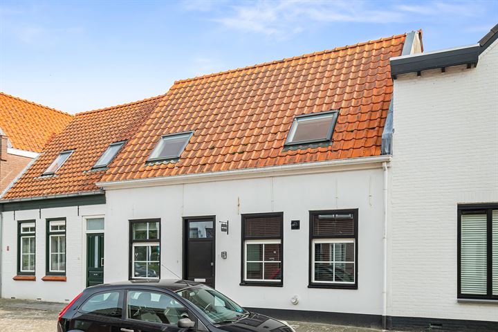 Bekijk foto 1 van Dorpsstraat 5