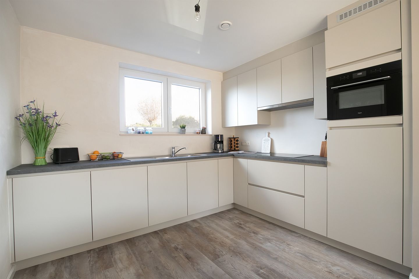 Photo 5 of Adornisdijk 3-A