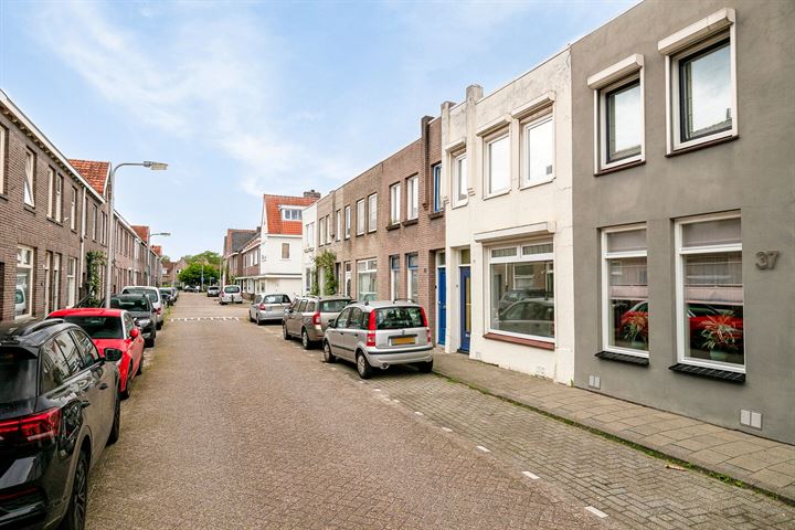 Bekijk foto 39 van Pironstraat 39