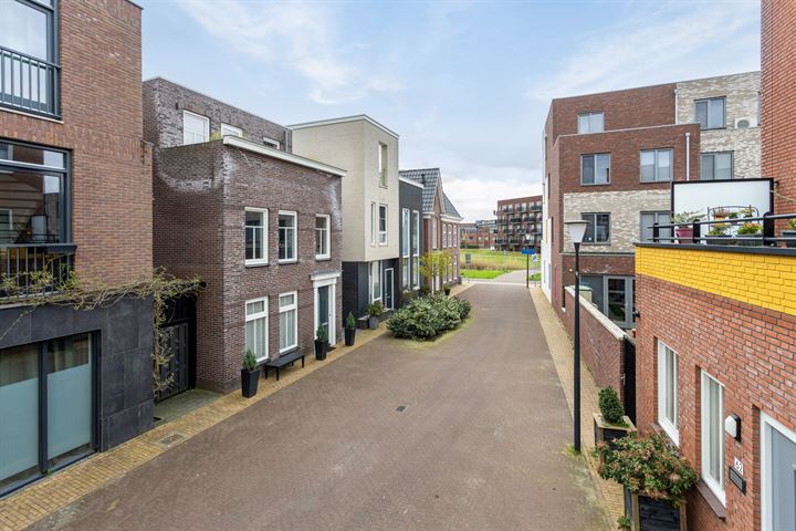 View photo 33 of Singelbuurt 11