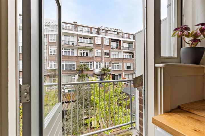 Bekijk foto 3 van Flakkeesestraat 131-B