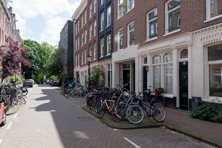 View photo 21 of Frederiksstraat 18-1