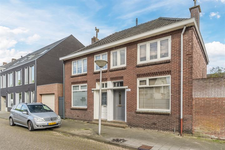 Bekijk foto 2 van Laagstraat 445